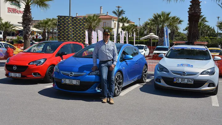 Opel Türkiye TOSFED'e Desteğe Devam Ediyor