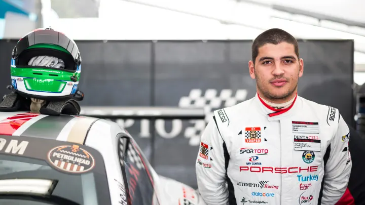 Ayhancan Güven Ends Porsche Carrera Cup France Season at Paul Ricard