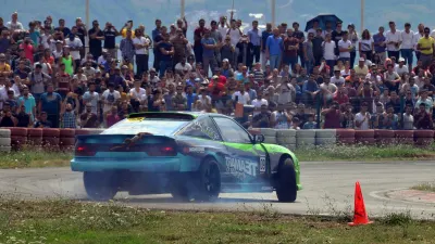 1,500 Spectators Watch Drifting at Körfez