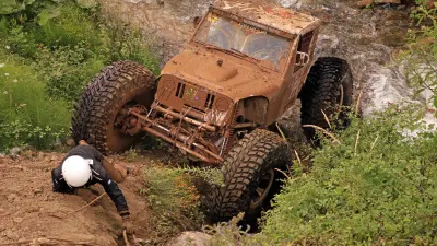 Trial Crews to Take on the Rocks