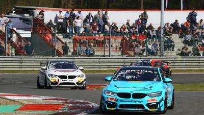 GT4 Series Continues at Brands Hatch