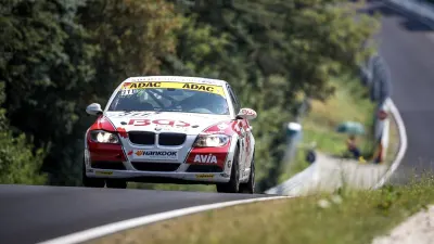 Yücesan and Aşarı Miss Out on Victory at the Nürburgring