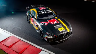 Kaya Takes the Start in the 24 Hours