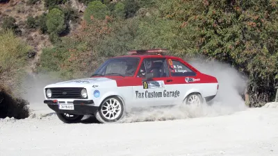 Legend Returns to the Stages