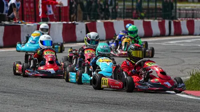 Tight Fight at Karting Season Opener