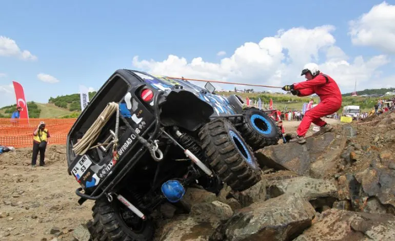 Final Obstacles of the Trial Season Await in Istanbul