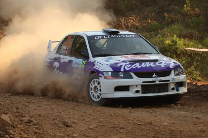 Autocross Cup Gets Under Way at Menderes