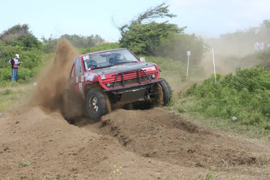 Off-road Season Finale Takes Breath Away