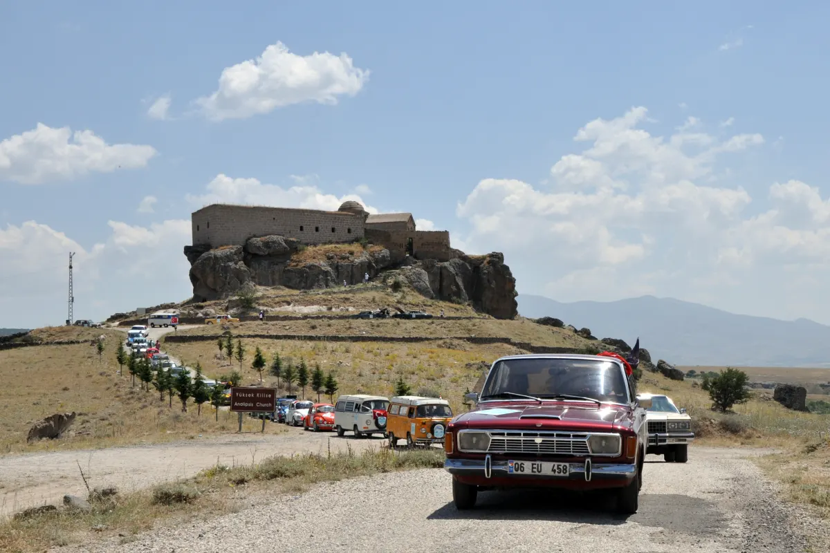Anatolian Classic Car Cup Gets Under Way