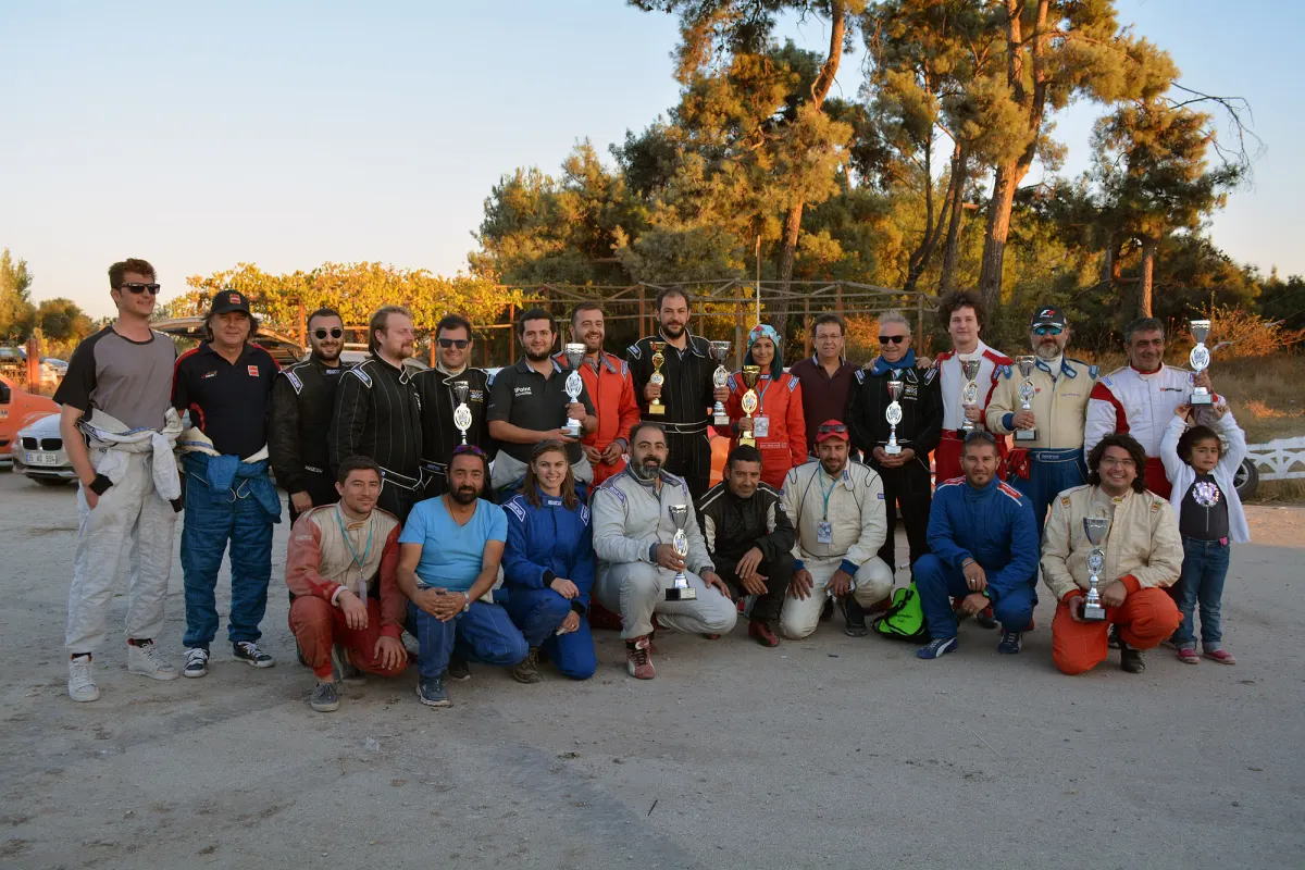 Izmir Cup Finale Goes Down to the Wire