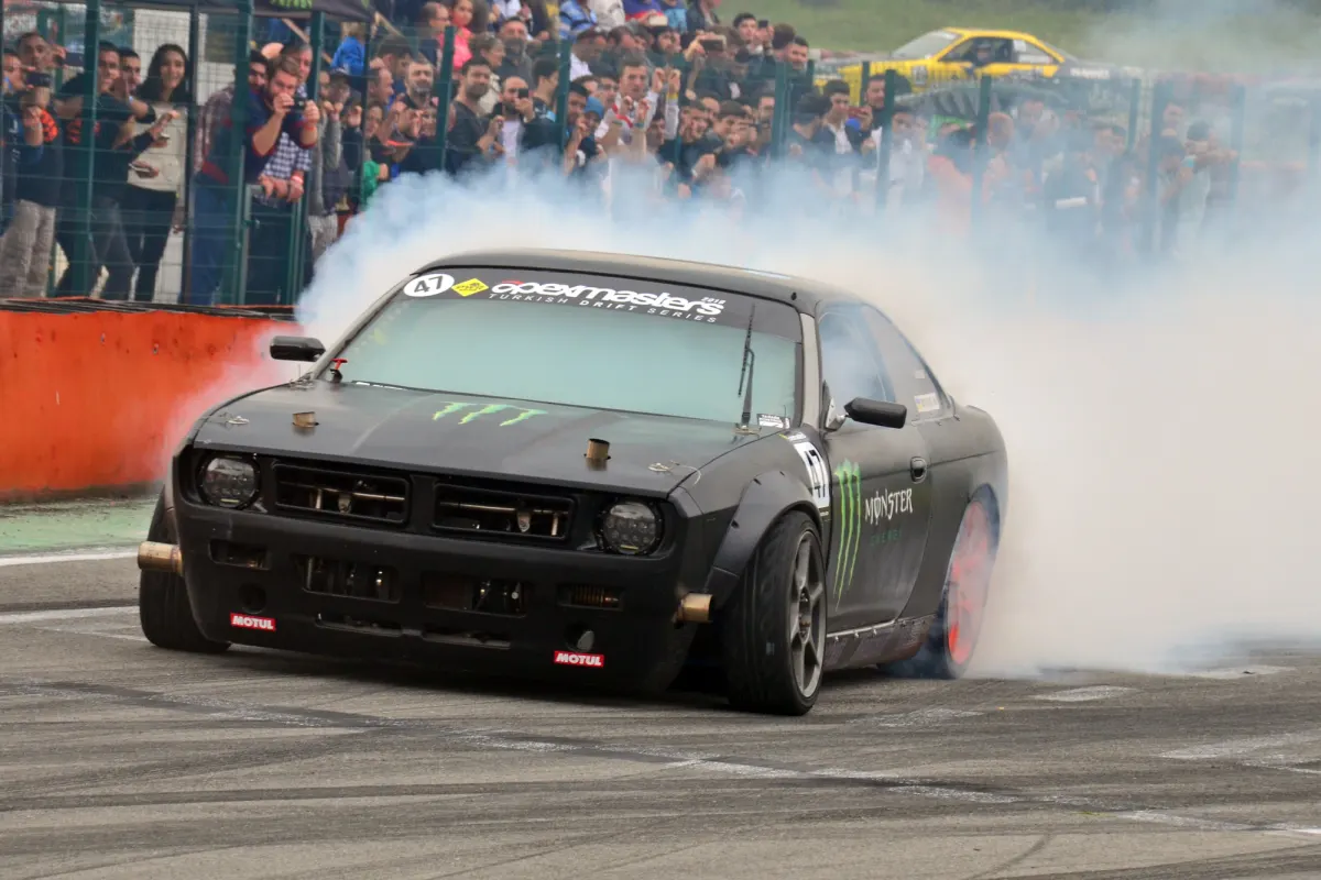 Illyuk Wins as Pomak Takes the Title