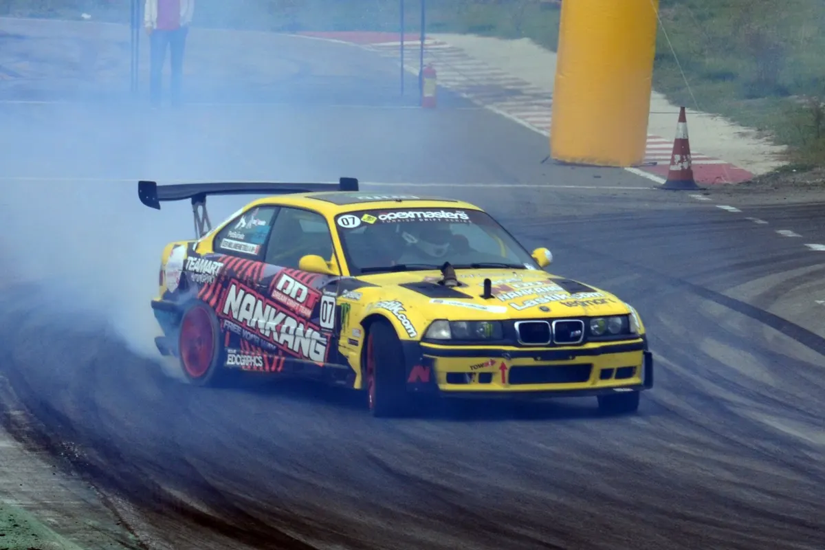 Drift Pilotları İlk Kez Tırmanıyor