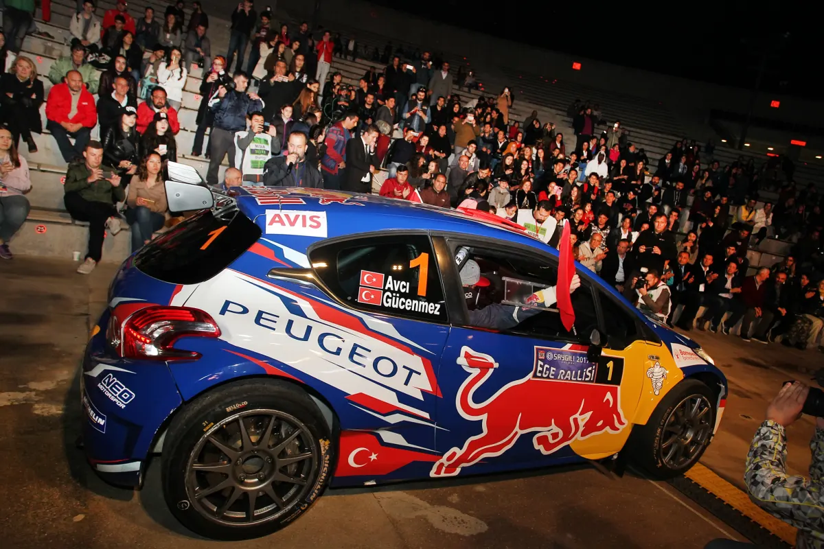 Spectacular Start for Aegean Rally