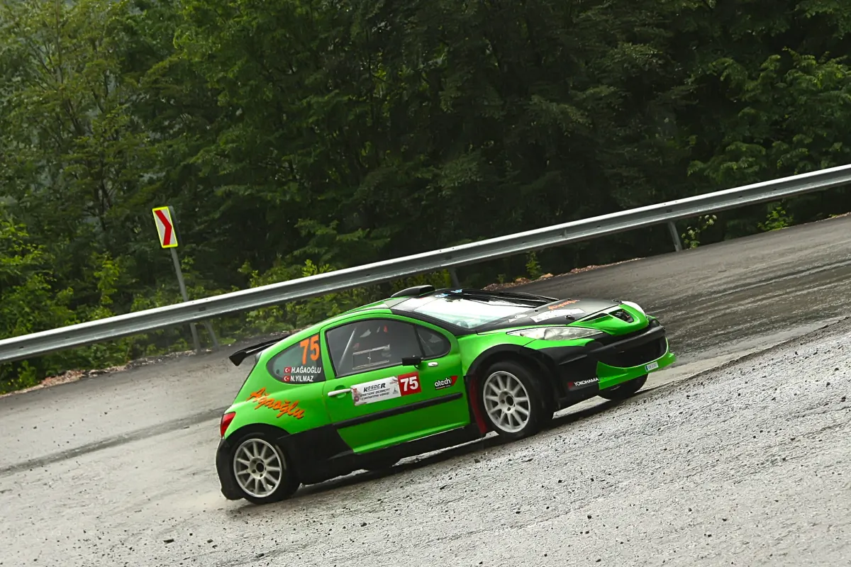 Rain Tests Drivers at Kartepe Hill Climb