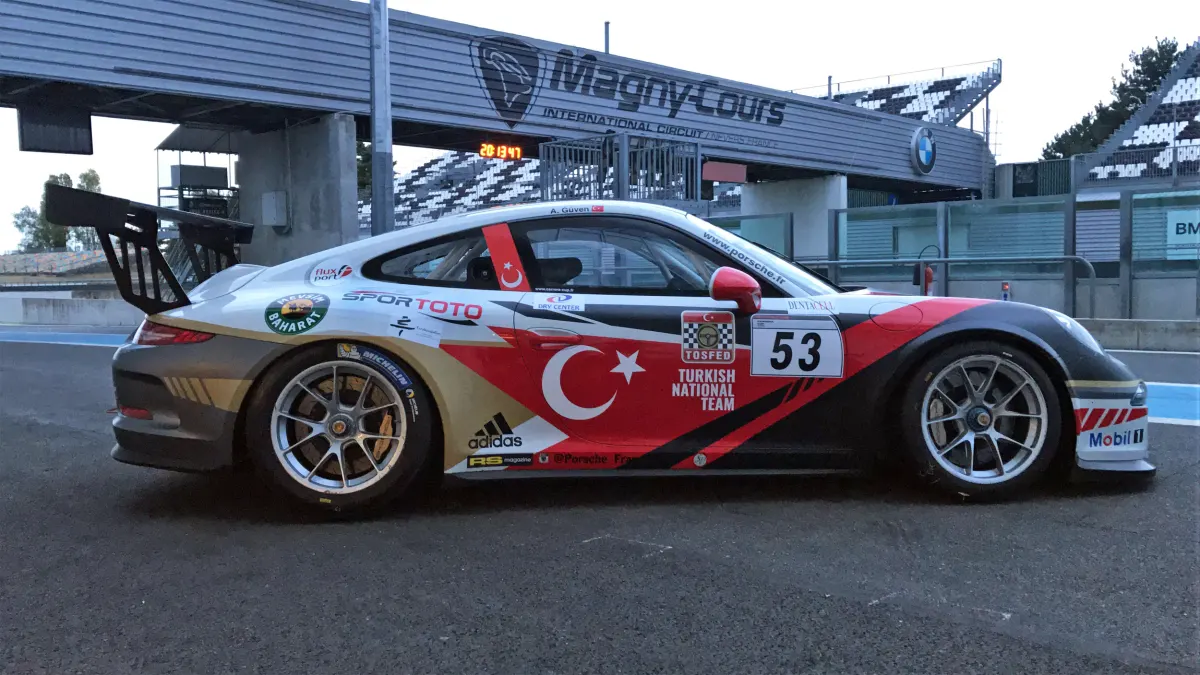 Turkey's Pride Takes to the Track
