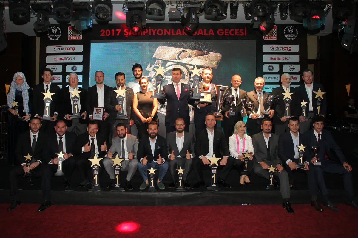 2017 Champions Honoured at Gala Night