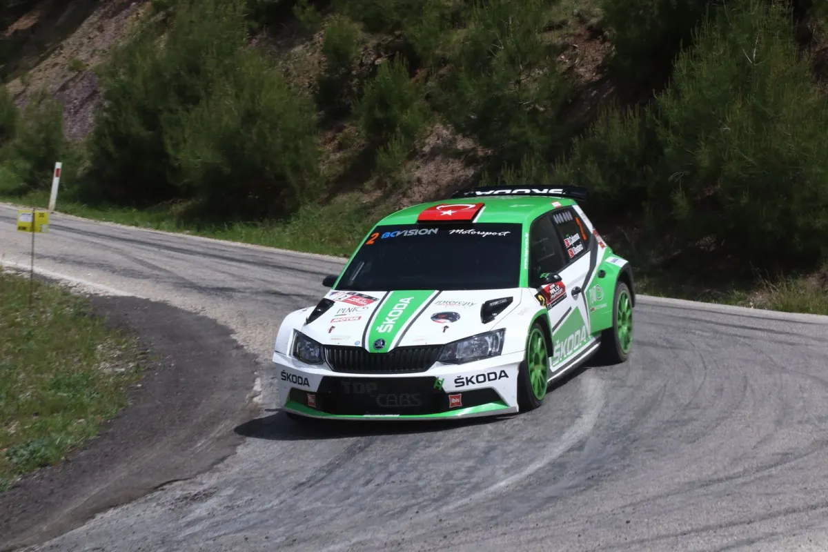 Seconds Separate the Leaders After Day One of Rally Phrygia