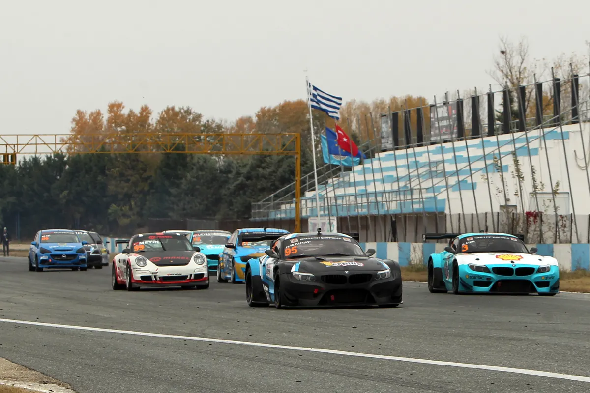 Circuit Racing Champions Decided at Serres