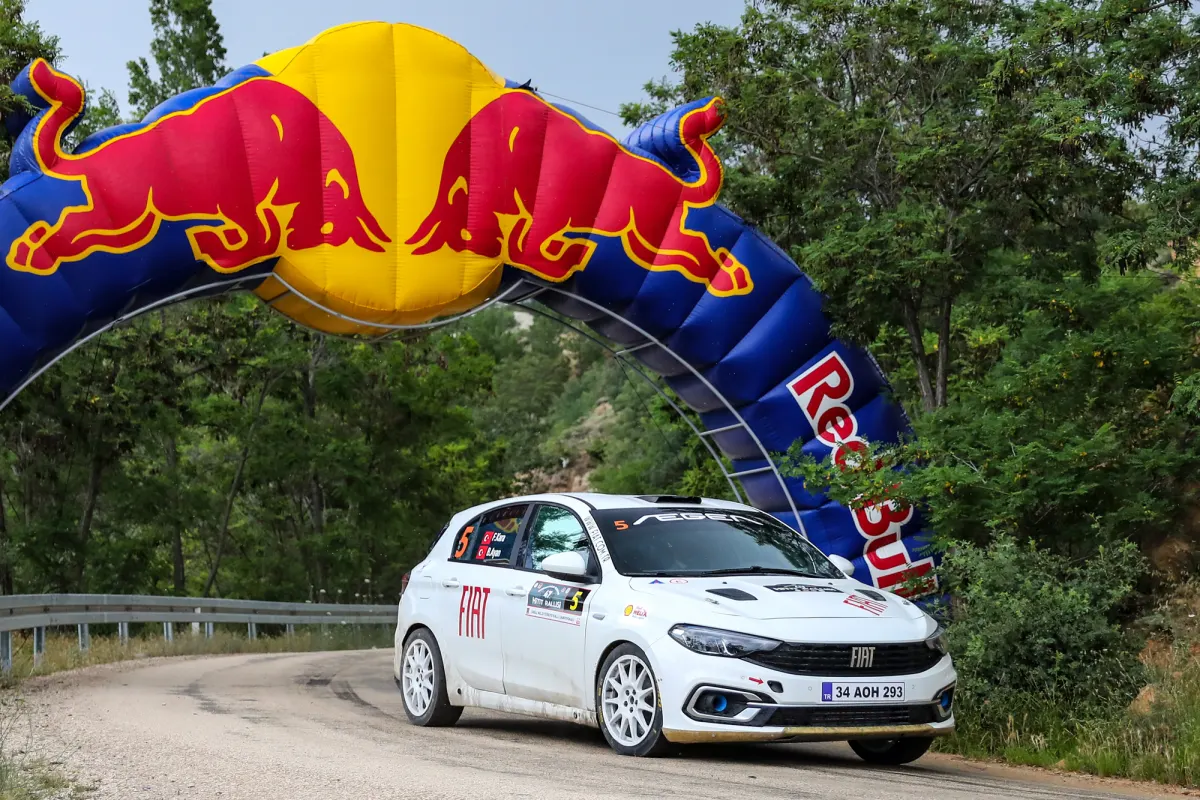 Hitit's Two Fastest Front-Wheel-Drive Cars: Egea