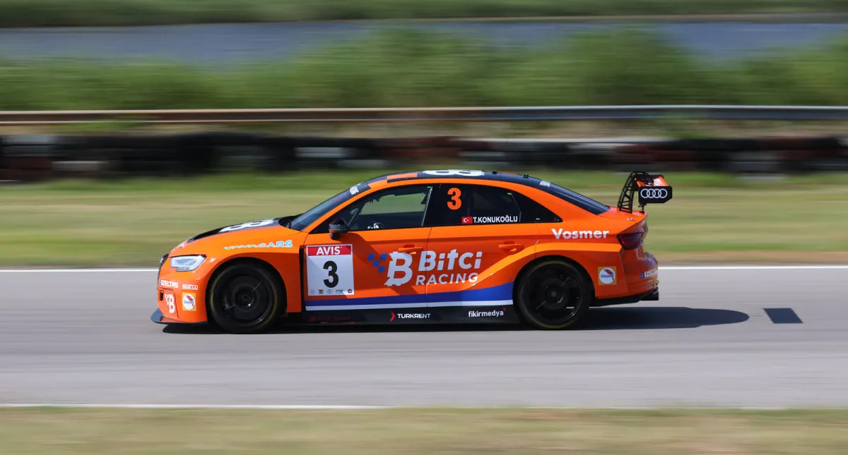 Two Championships Share the Körfez Weekend