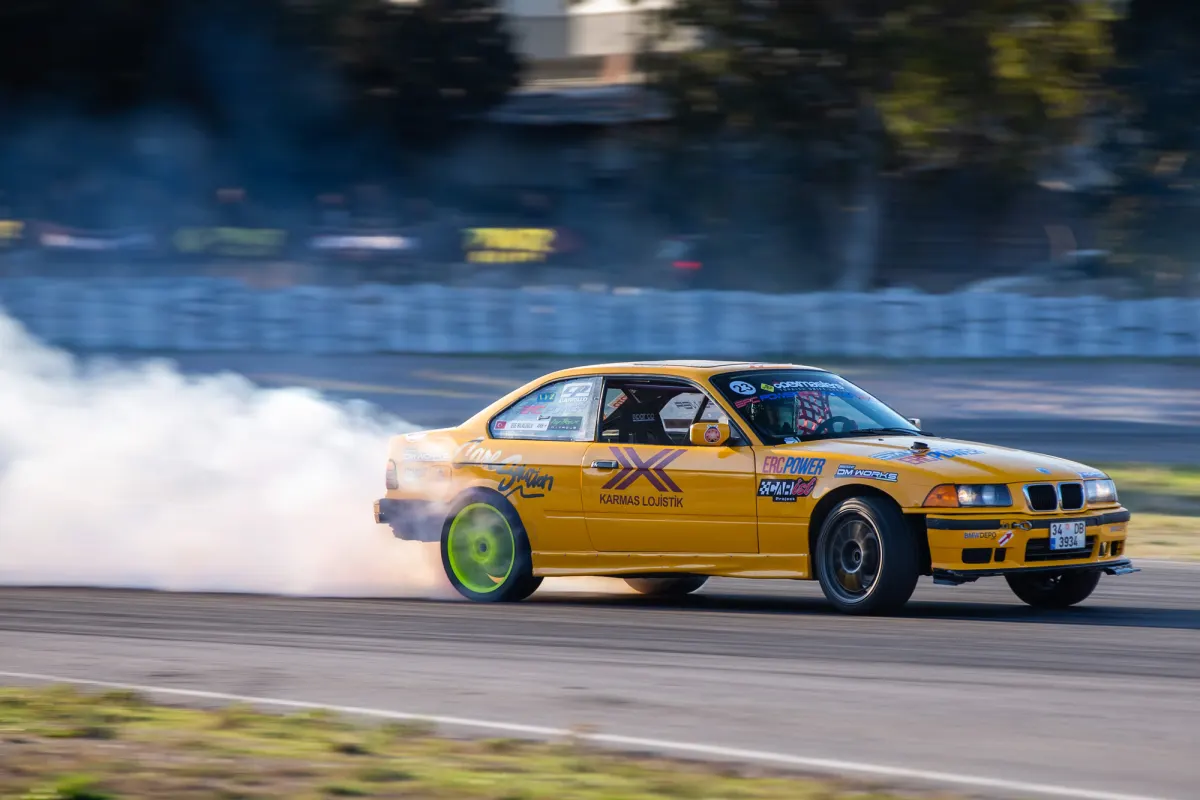 Smoke Fills the Air at Izmir