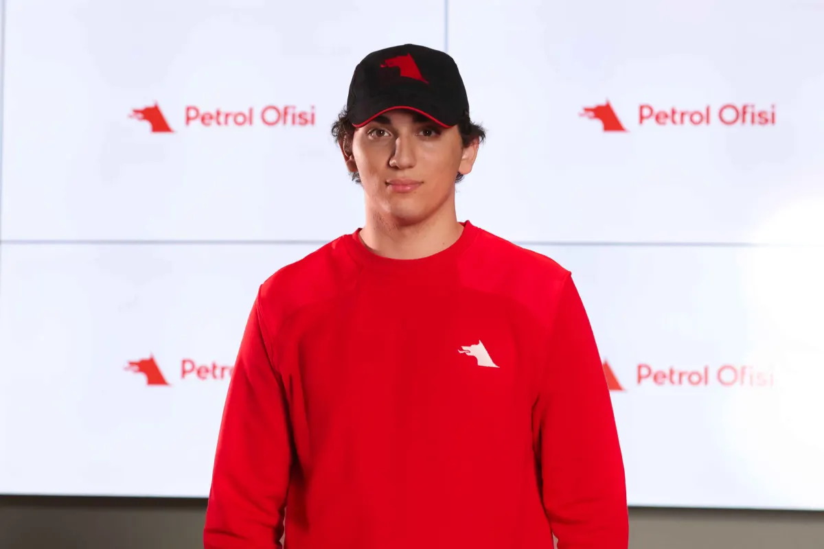 Petrol Ofisi Backs Young Kazaz