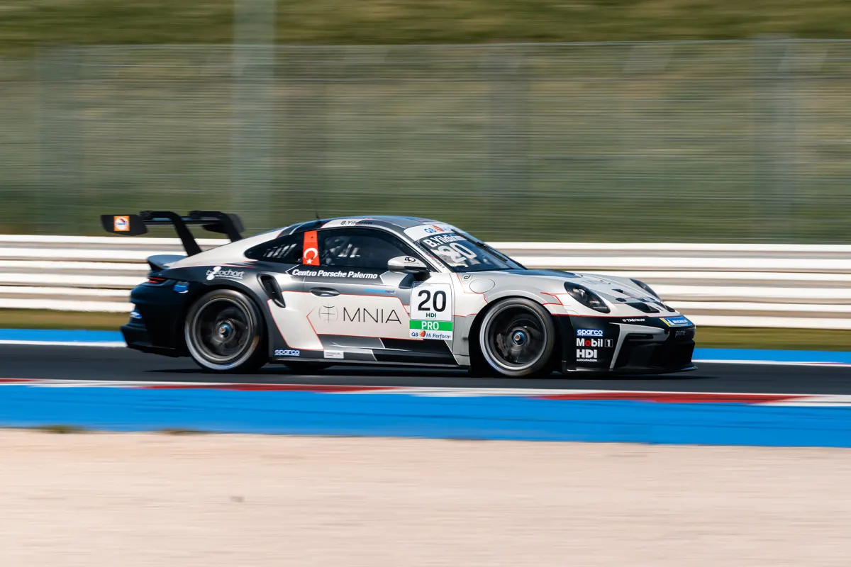 Batı Impresses on Porsche Carrera Cup Italia Debut