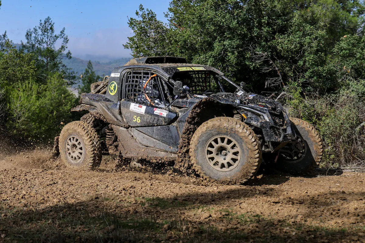 Close Battle at Baja Resital